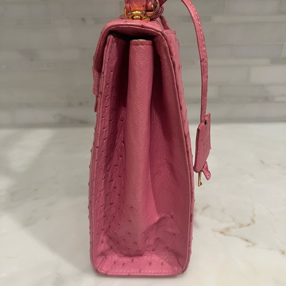 Beautiful Pink Ostrich Embossed leather handbag - Picture 2 of 10